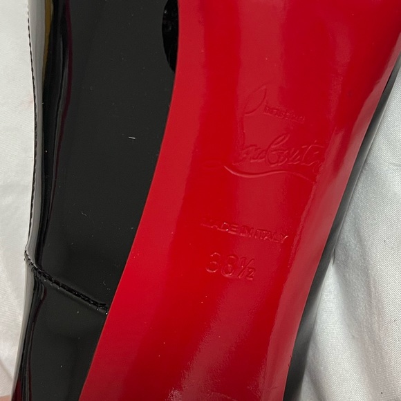 Christian Louboutin New Very Prive - Picture 2 of 6